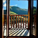 Lar Da Cima Hébergement de vacances *