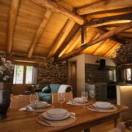 Lar Da Cima Holiday home Folgoso do Courel