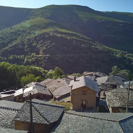 Lar Da Cima Folgoso do Courel