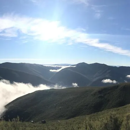 Lar Da Cima * Folgoso do Courel