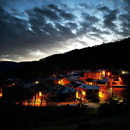 Lar Da Cima Feriehus Folgoso do Courel