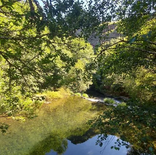 Lar Da Cima * Folgoso do Courel