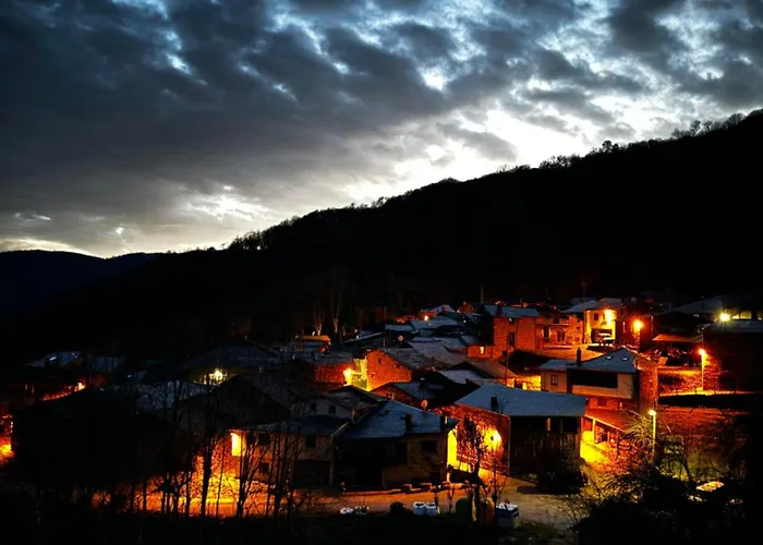Lar Da Cima Nyaraló Folgoso do Courel